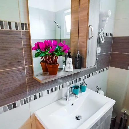 شقة Sea Breeze Flat كافالا