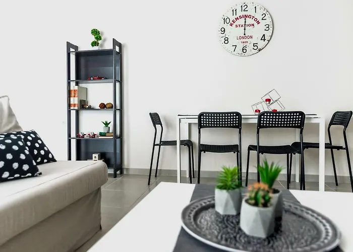 Sea Breeze Flat Apartament *
